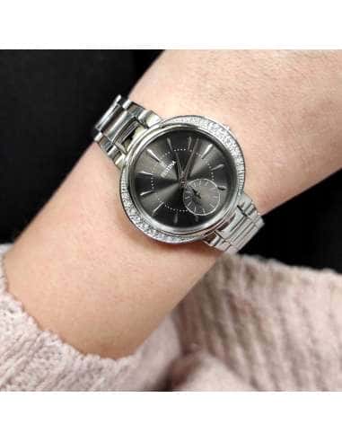 Reloj para Mujer de Acero con Bisel de Circonitas y Esfera Negra - Festina F16909/2