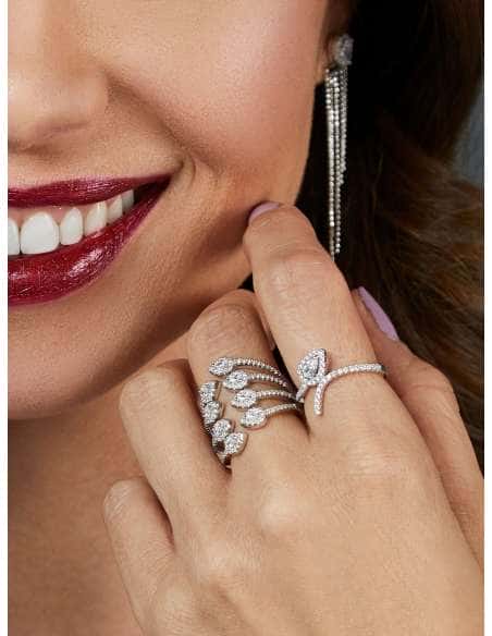 Anillo para Mujer Plata de Ley con Ocho Circonitas en Forma de Lágrima - Marea D02206/AD16