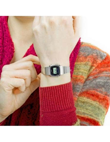 Reloj para Mujer Negro y Azul  - Casio LA670WEA-1EF
