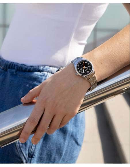 Reloj para Mujer de Acero Inoxidable con Esfera Negra y Agujas de Contraste - Calypso K5873/6