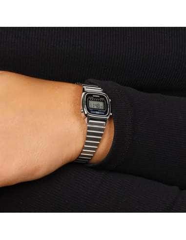 Reloj para Mujer Negro y Azul  - Casio LA670WEA-1EF