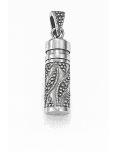 Colgante Unisex de plata envejecida Guarda secreto Cilíndrico con Grabado - Plata 925