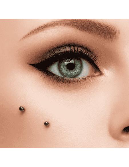 Servicio de Puesta Piercing en el Anticeja – Estudio The White Dog