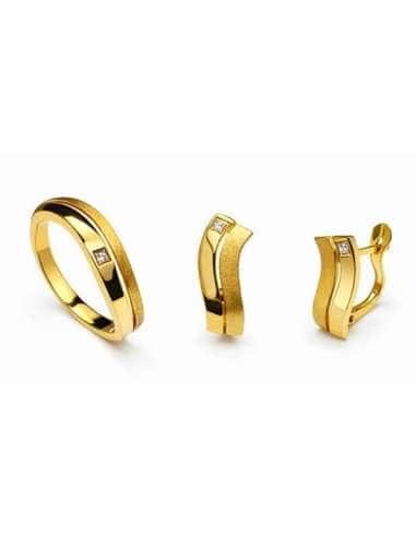 Conjunto de Comunión con circonitas – Oro Amarillo  18K