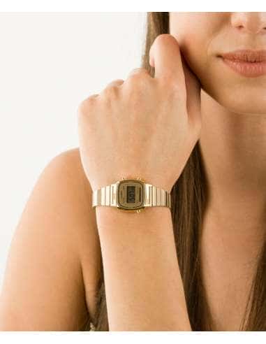 Reloj Para Mujer Colección Mini dorado - Casio...