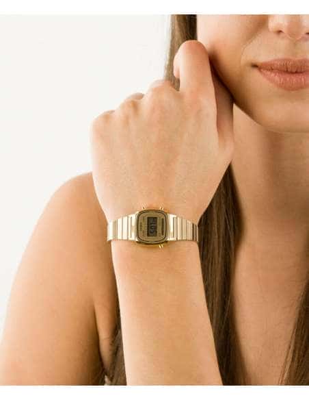 Reloj Para Mujer Colección Mini dorado - Casio LA670WEGA-9EF